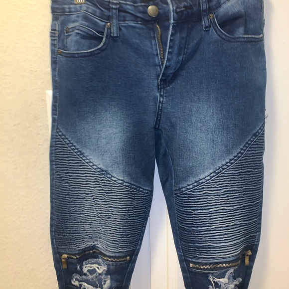 Moto 👖Jeans (SOLD) - Picture 5 of 8